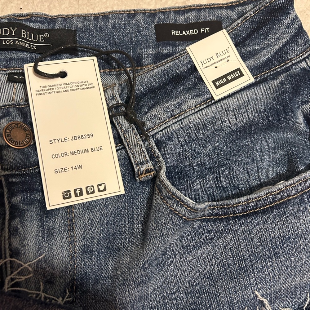 Judy Blue Women's High Waist Medium Blue Jeans